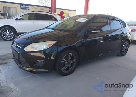 2014 Ford Focus Se z USA, uszkodzony, nr VIN 1FADP3K22EL274843